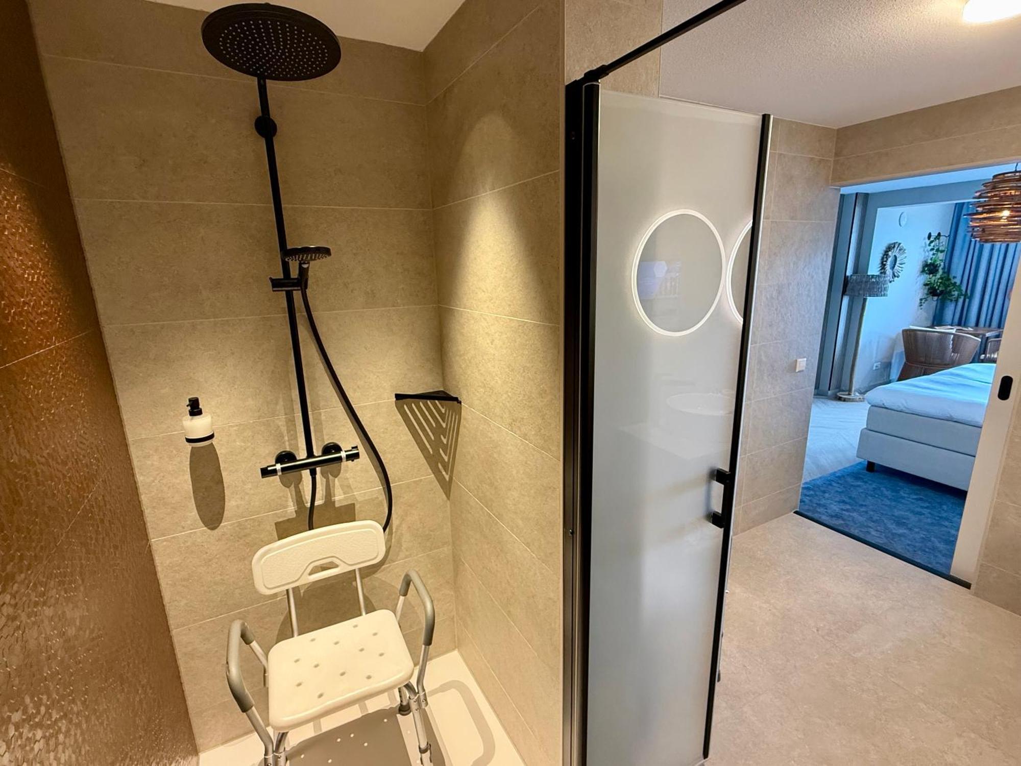 Hotel Beachfront Boutiquehotel 4*