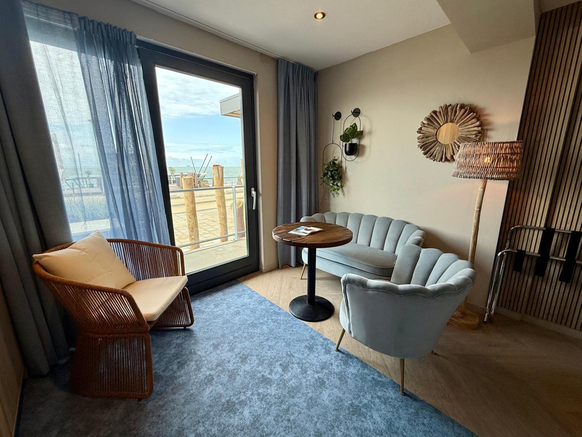 Hotel Beachfront Boutiquehotel 4*